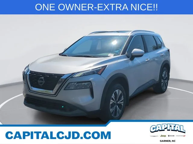 Used 2023 Silver Nissan SV image 1