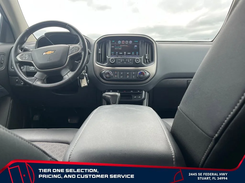 Used 2017 CYBER GRAY METALLIC Chevrolet 4WD Z71 image 14