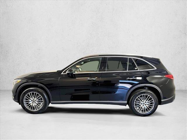 New 2026 Black Mercedes-Benz GLC 300 image 38