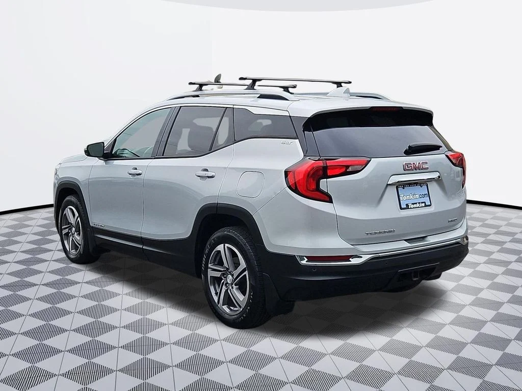 Used 2018 Quicksilver Metallic GMC SLT image 4