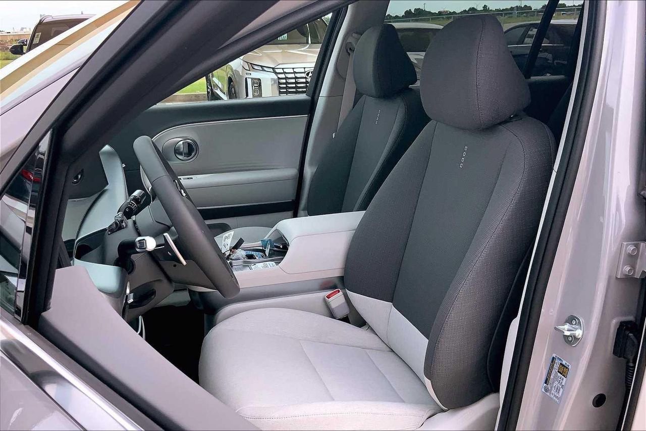 2026 Hyundai IONIQ 9 S - Photo 7