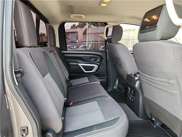 Used 2020 Gun Metallic Nissan SV (A9) 4x2 Crew Cab 5.5 ft. box 139.8 in. WB image 12