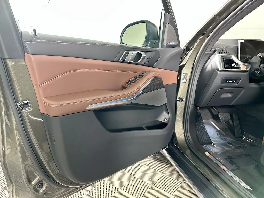 2026 BMW X5 50e - Photo 23