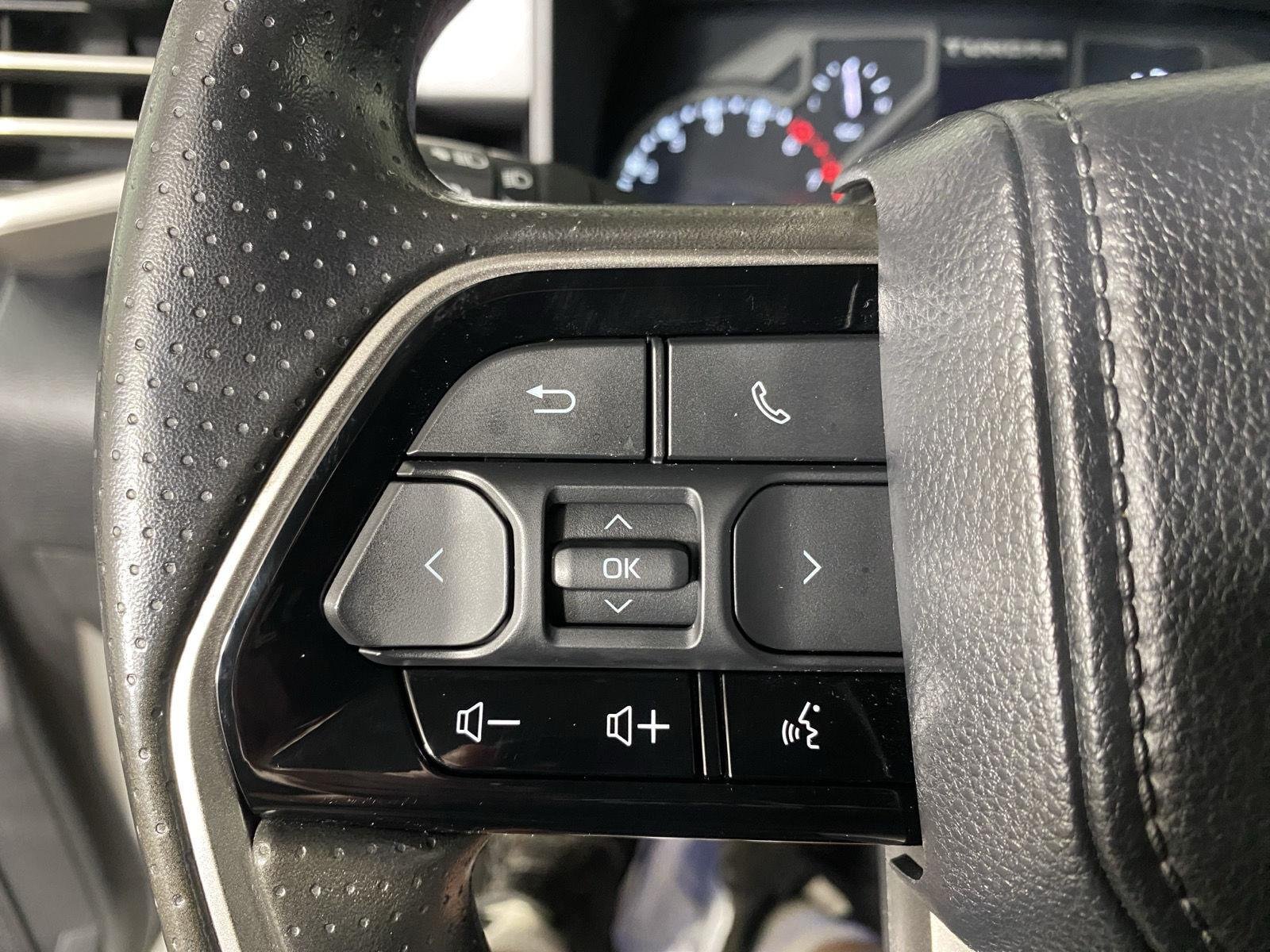Used 2024 Ice Cap Toyota SR5 image 19