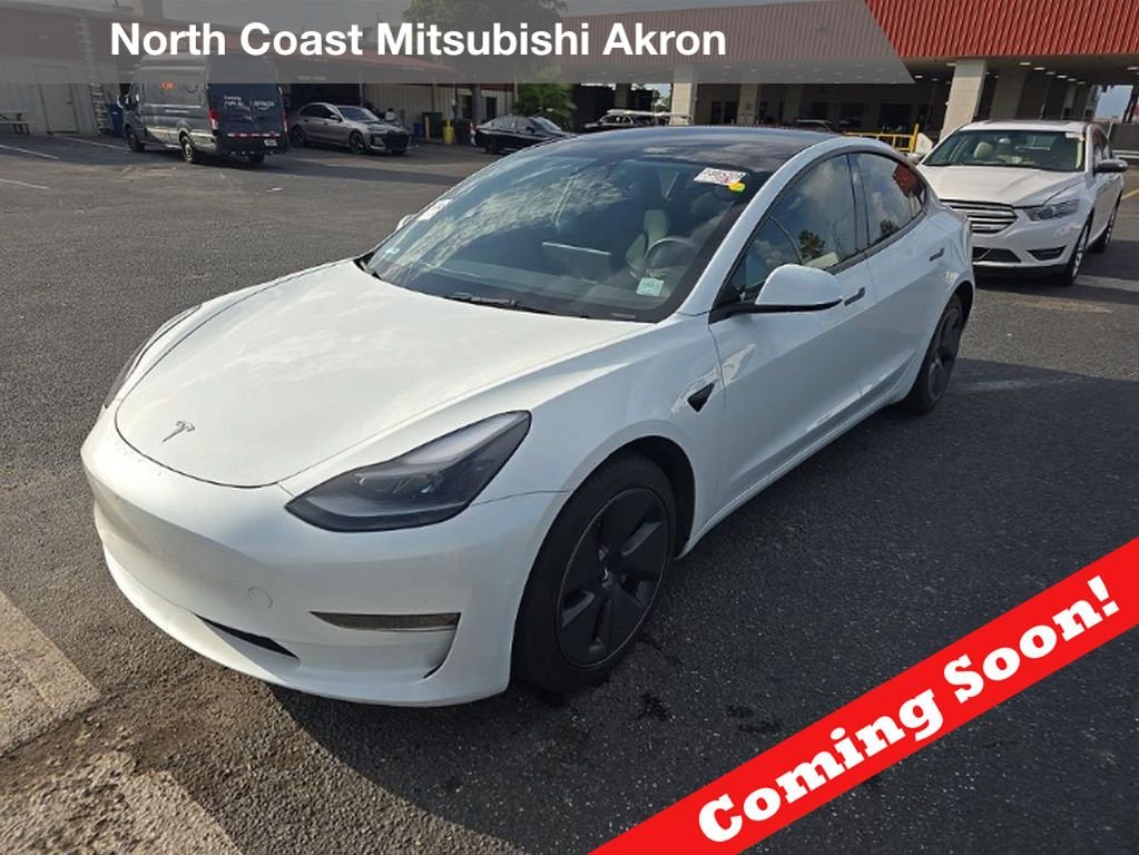 2023 Tesla Model 3 -'s photo