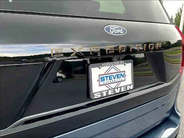New 2027 Nocturnal Blue Metallic Ford Tremor® image 44