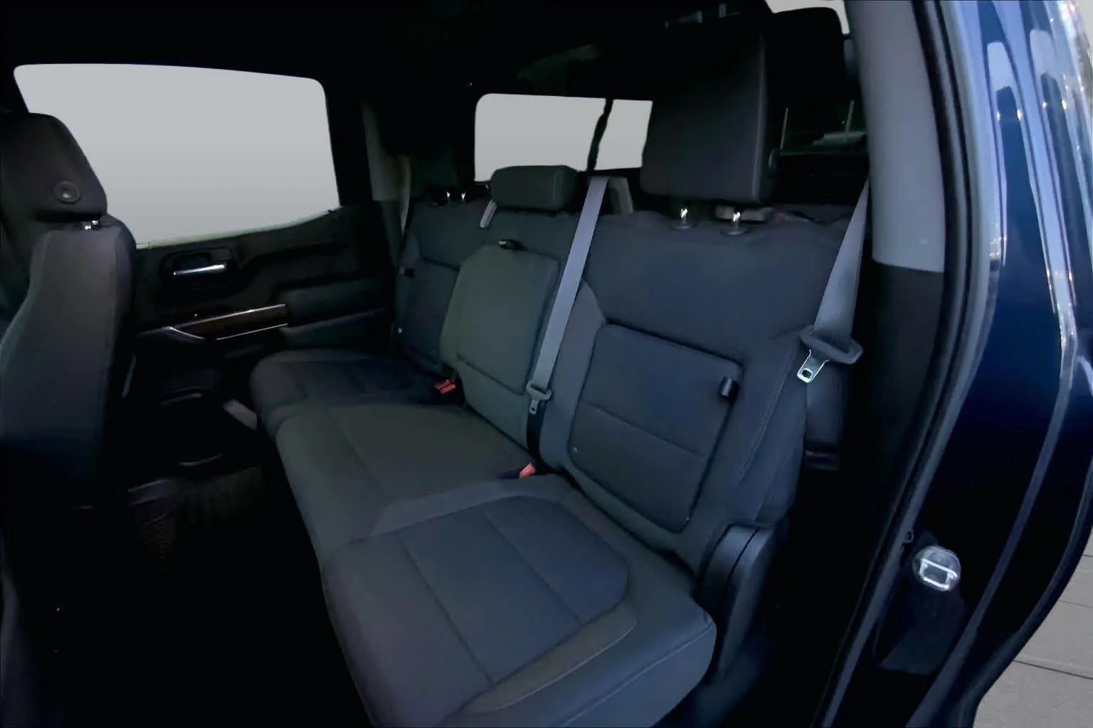 Used 2019 Northsky Blue Metallic Chevrolet RST image 18