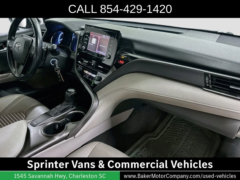 Used 2021 Silver Toyota SE image 29