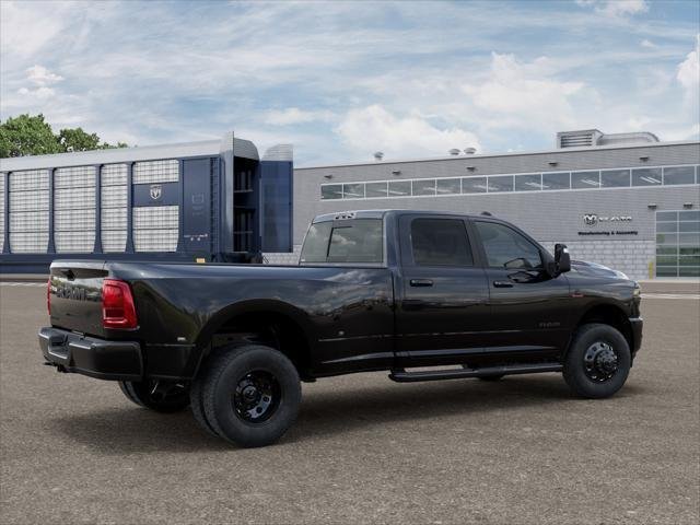 New 2027 Diamond Black Crystal Pearl-Coat Exterior Paint RAM Laramie image 2