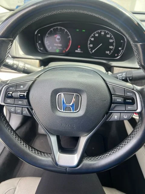 Used 2018 Platinum White Pearl Honda EX-L image 5