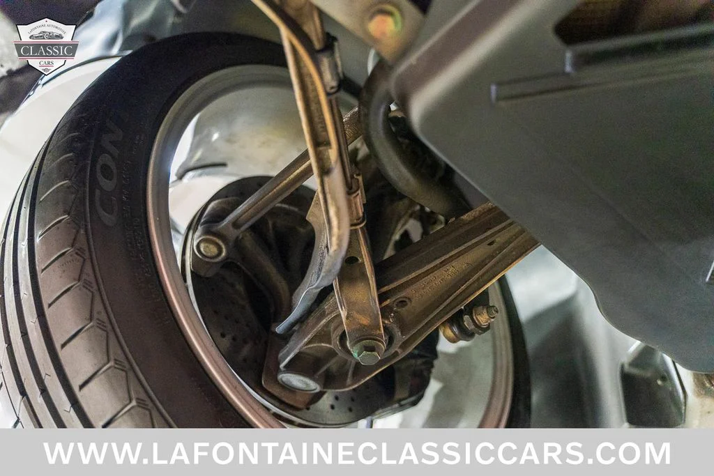 Used 2002 Silver Porsche Carrera image 136