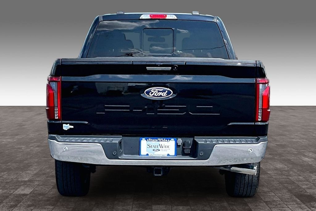 Used 2024 Black Metallic Ford Lariat image 27