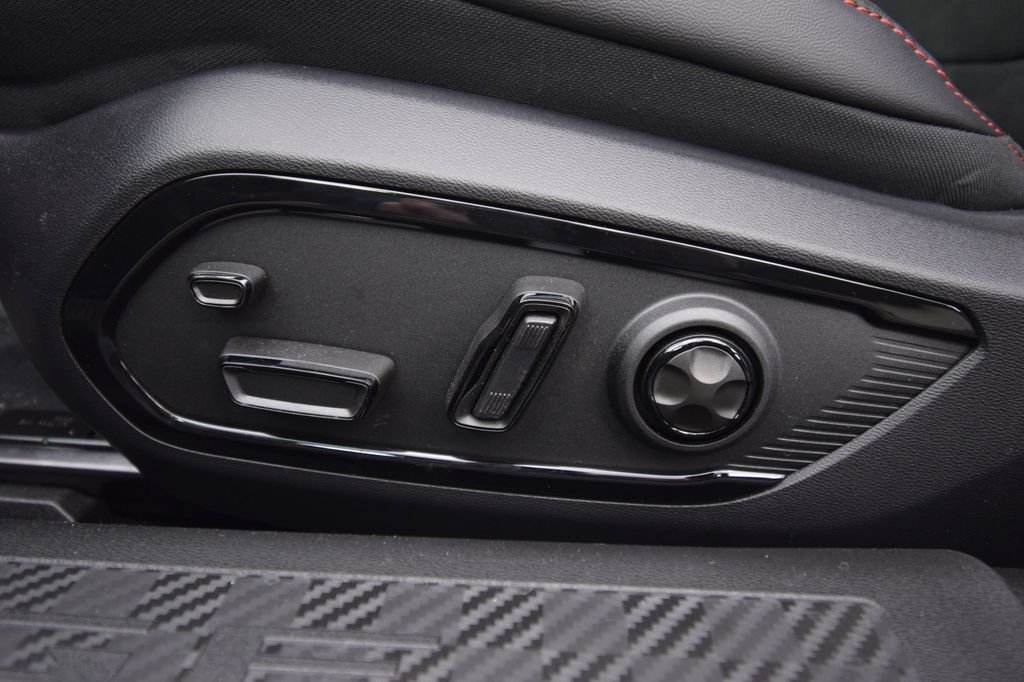 New 2026 Bludicrous Exterior Paint Dodge R/T Plus image 31