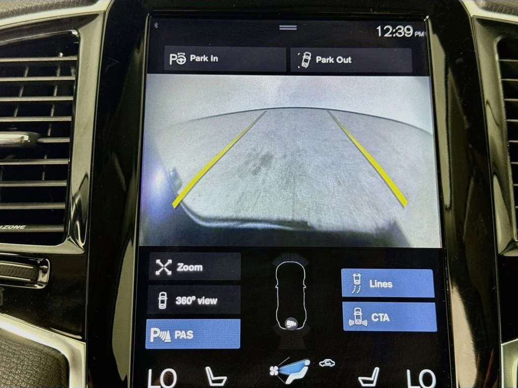 Used 2016  Volvo T6 Momentum image 18