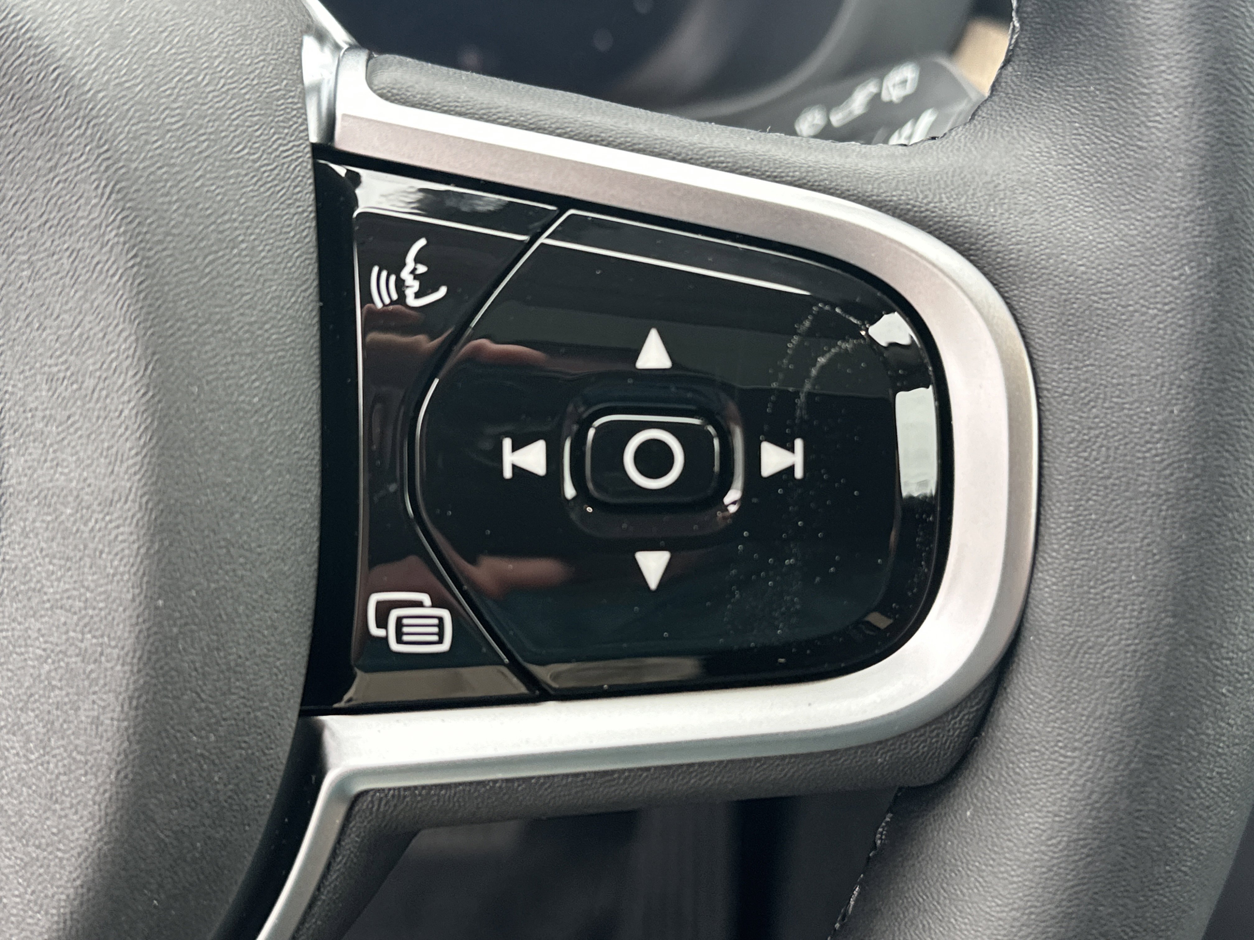2026 Volvo XC90 Core - Photo 22