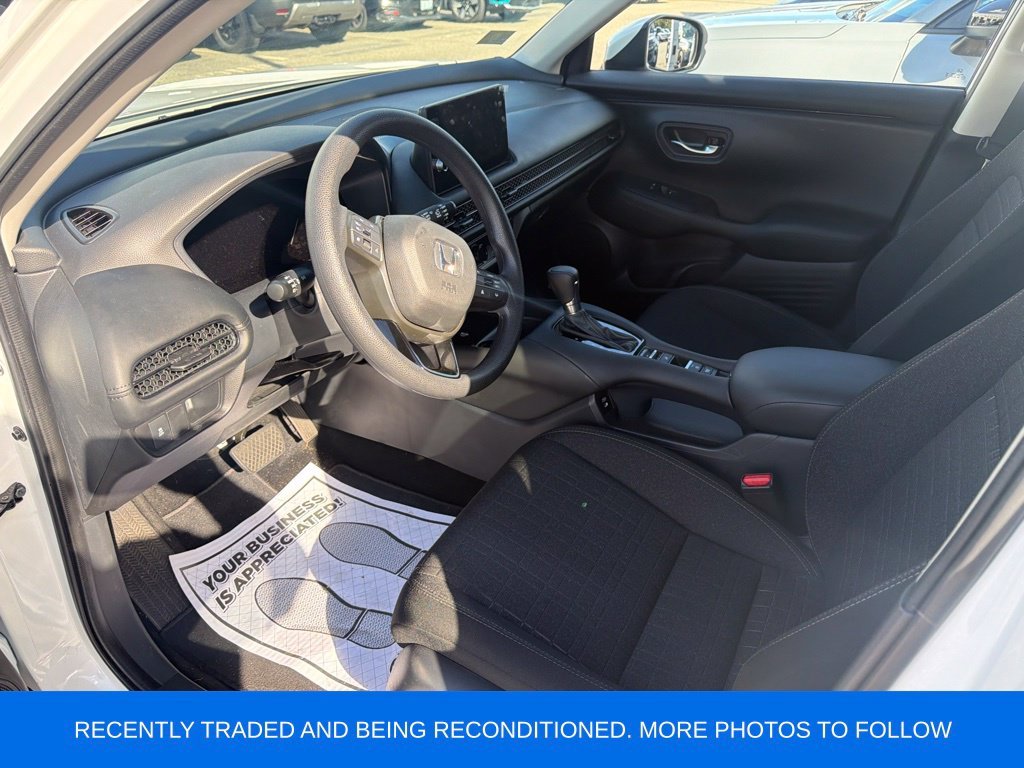 2026 Honda HR-V LX - Photo 3