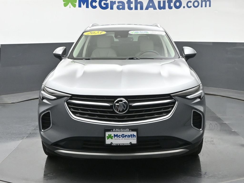 Used 2023 Gray Buick Preferred image 5