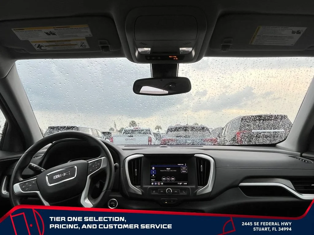 Used 2024 Summit White GMC SLE image 14