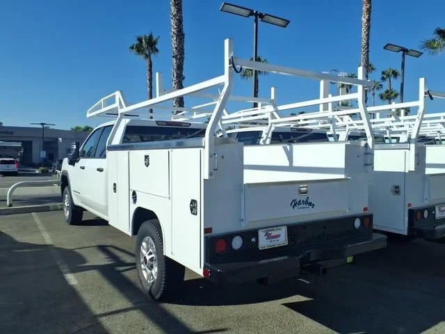 New 2026 Summit White GMC Pro image 33