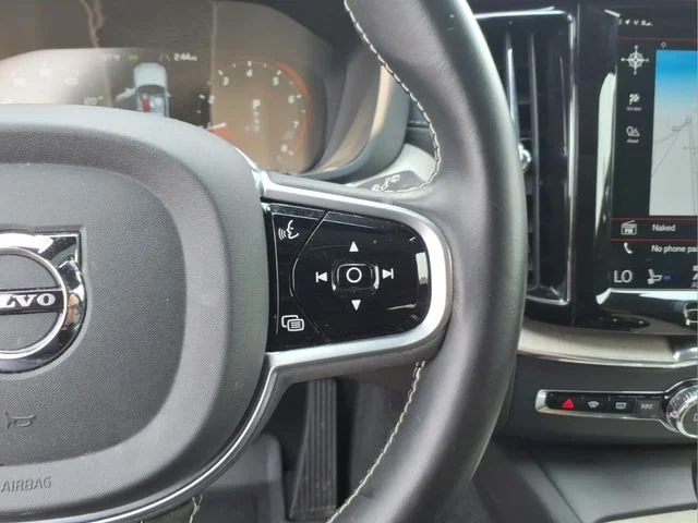 Used 2020 Silver Volvo T5 Inscription image 20