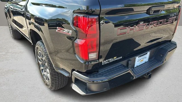 Used 2026 Black Chevrolet Z71 image 38