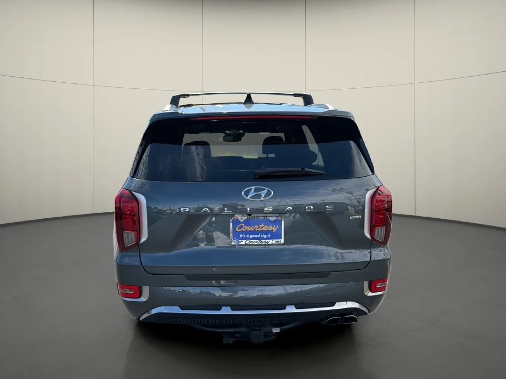 Used 2022 Gray Hyundai Calligraphy image 6