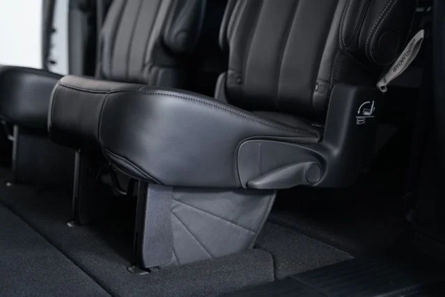 2025 Chrysler Pacifica Select - Photo 26
