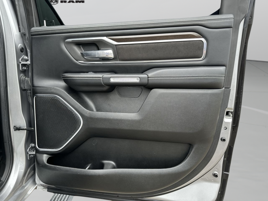 Used 2022 Silver Ram Laramie image 35