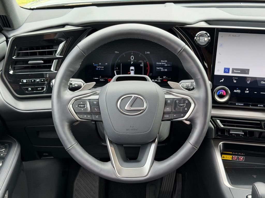 2025 Lexus TX Base - Photo 32