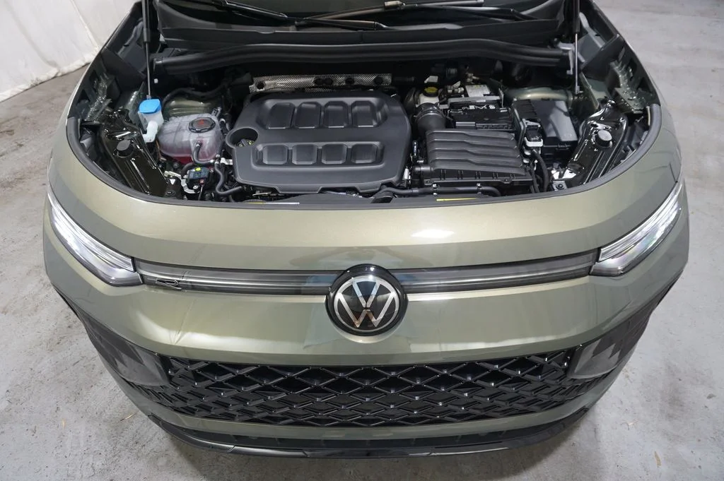 Certified Used 2025 Green Volkswagen 2.0T SE R-Line Black image 30