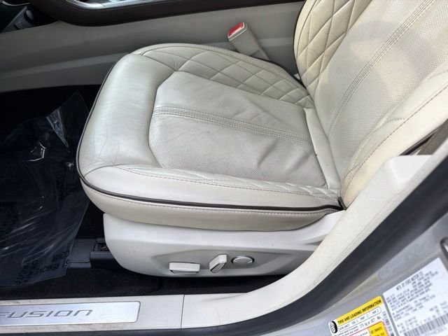 Used 2017 Silver Ford Platinum image 15