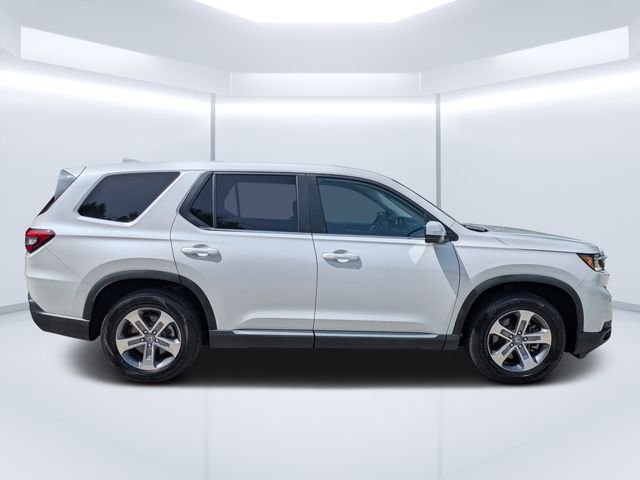 Used 2023 White Honda EX-L image 2
