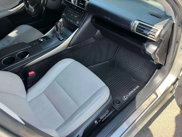 Used 2015 Silver Lexus 250 image 22