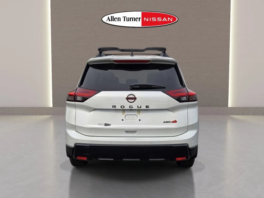 New 2026 Everest White Pearl TriCoat Nissan Rock Creek® image 8
