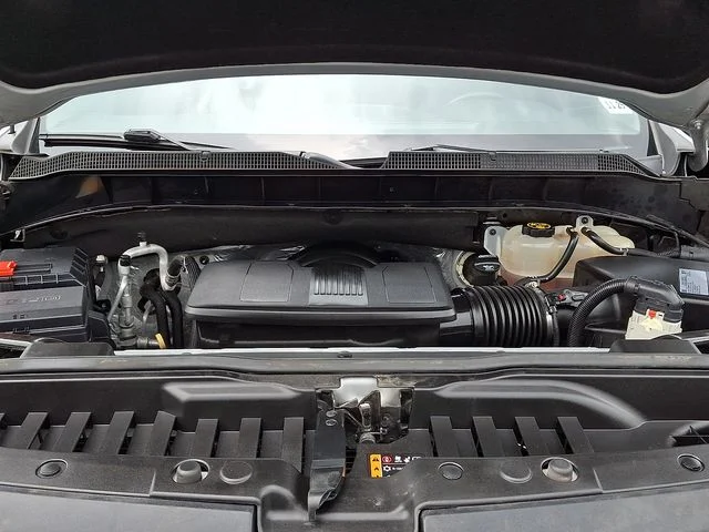 Used 2020 Silver Chevrolet RST image 29
