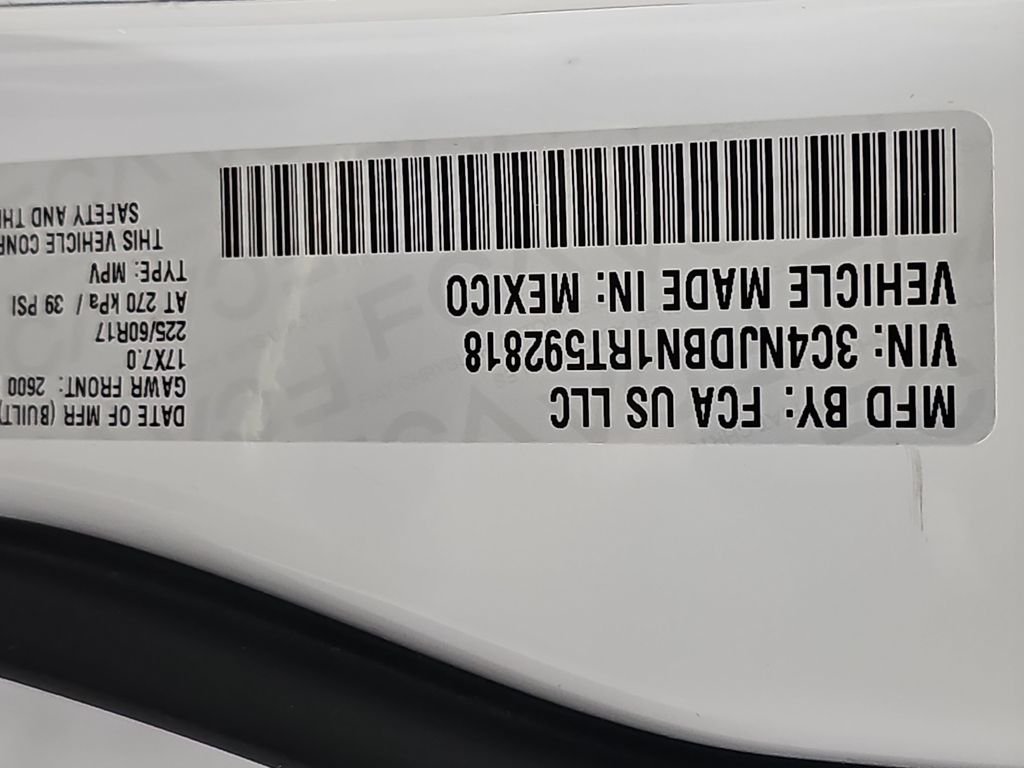 Used 2024 White Jeep Latitude image 36