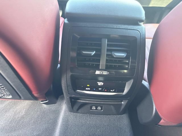 Used 2023 White BMW sDrive30i image 15