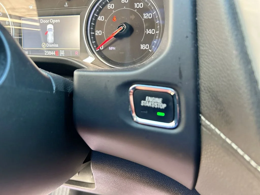 Used 2023 Sterling Metallic GMC SLT image 21