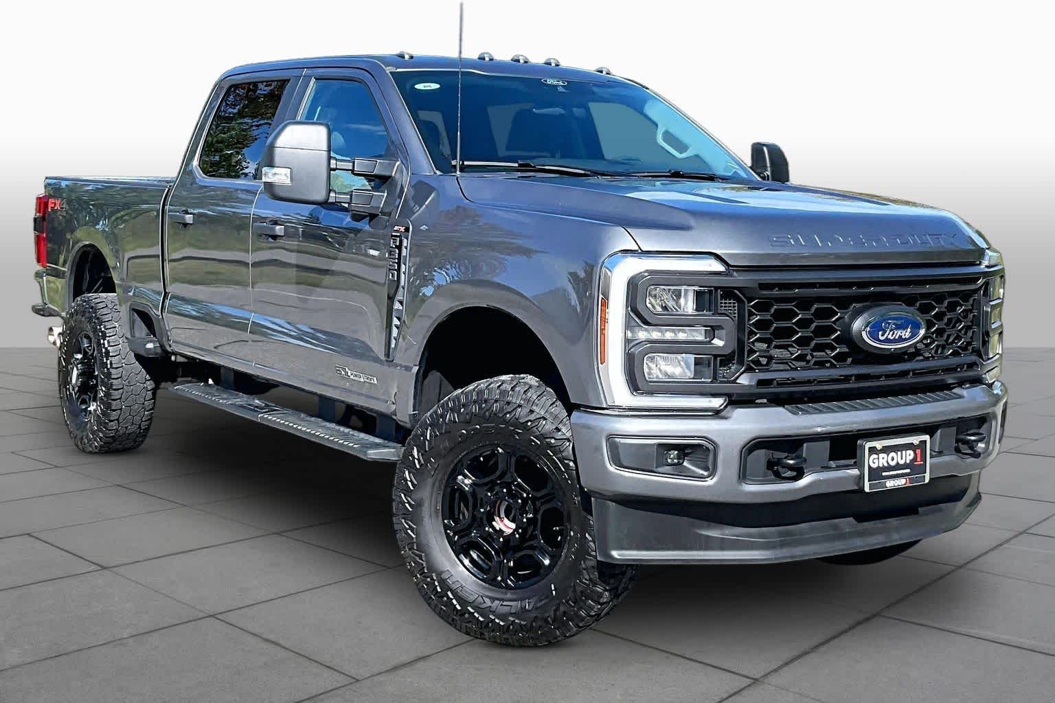 Used 2025 Carbonized Gray Ford XL image 3