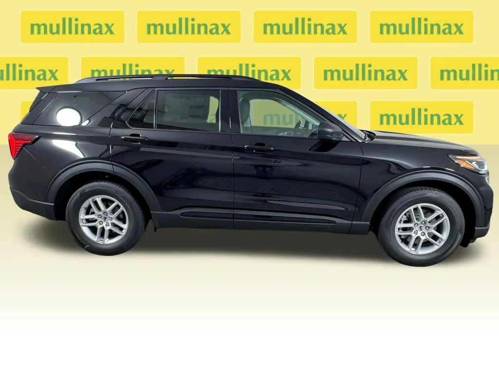 New 2026 Black Ford Active image 21