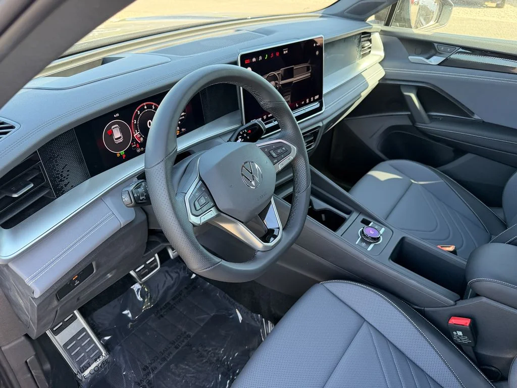 2026 Volkswagen Tiguan SE R-LINE BLACK - Photo 12
