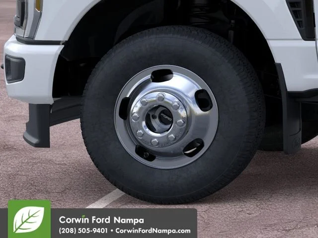 New 2026 Oxford White Ford F-350® XL image 19