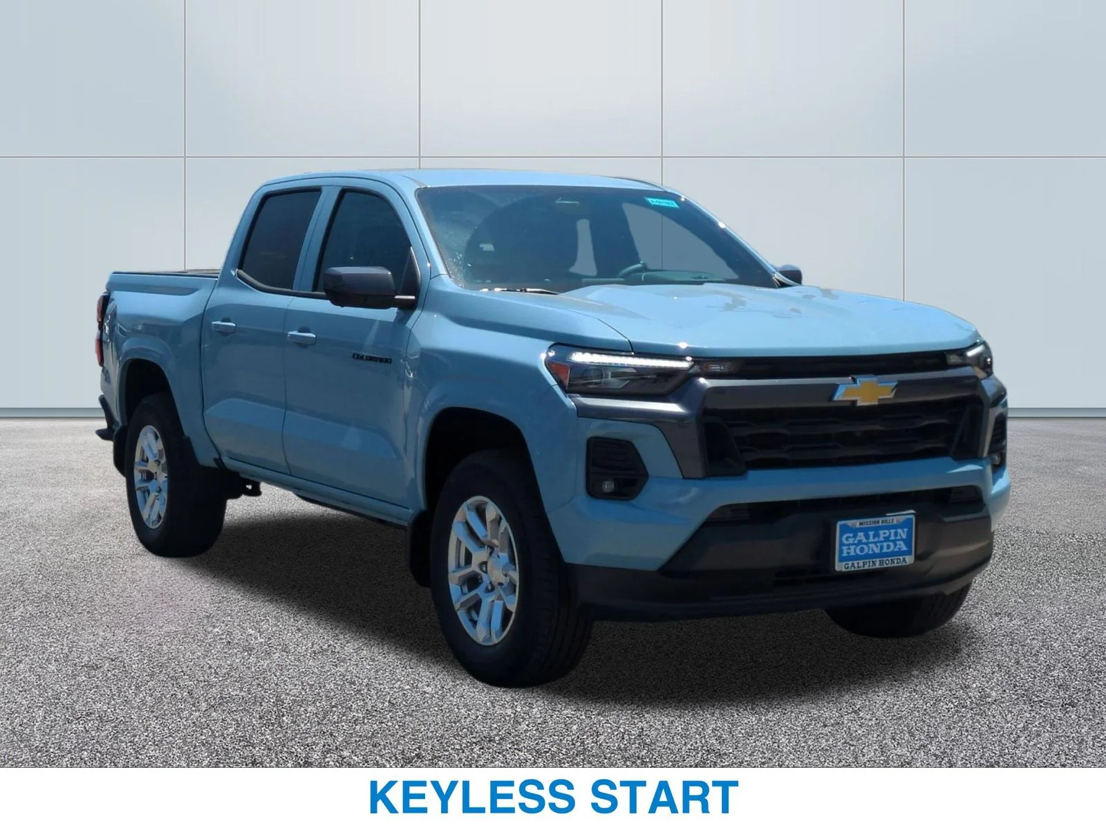 Used 2026 Gray Chevrolet LT image 4