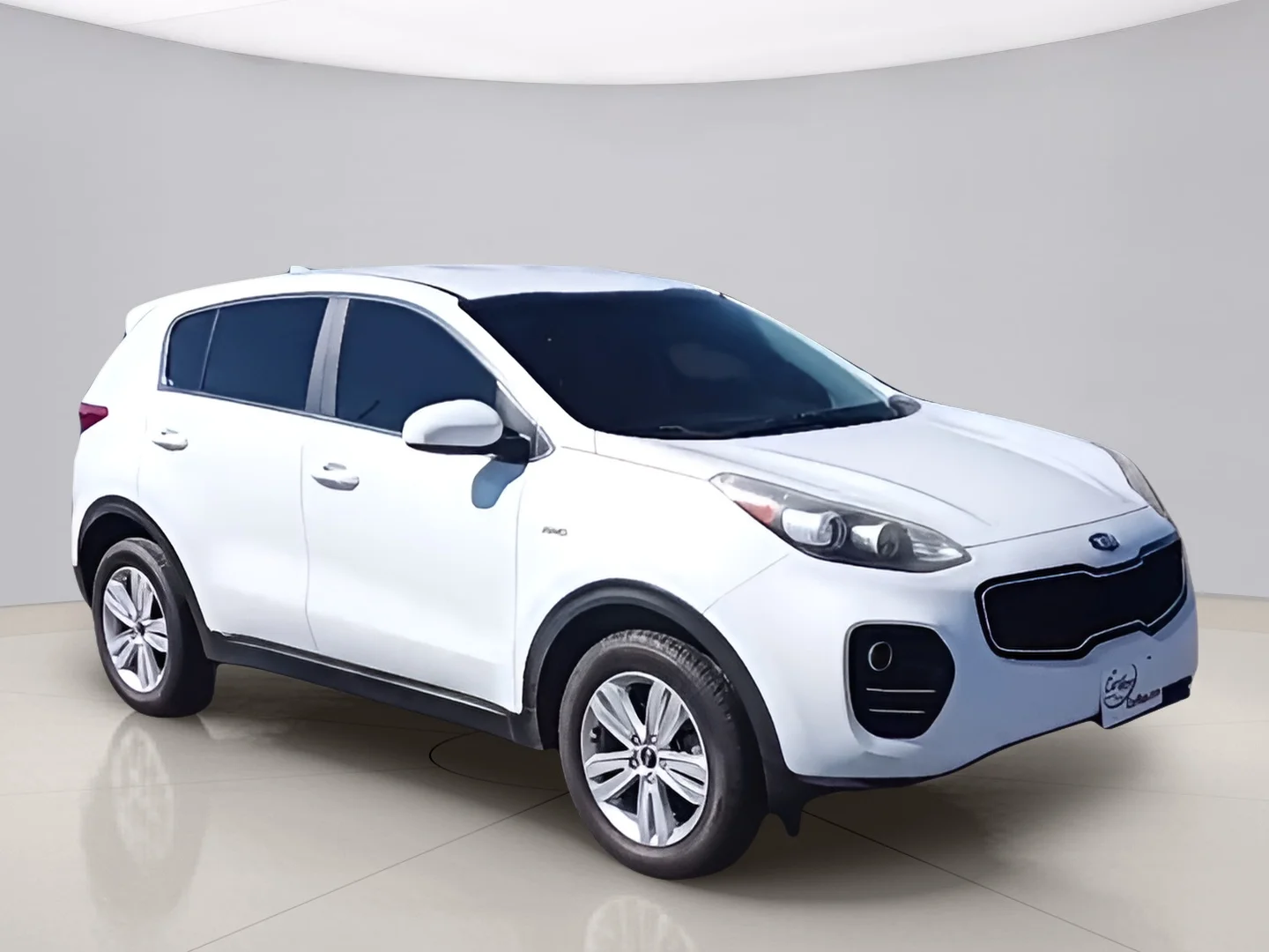 Used 2017 White Kia LX image 9