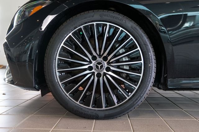 New 2026 Obsidian Black Metallic Mercedes-Benz CLE 450 image 9