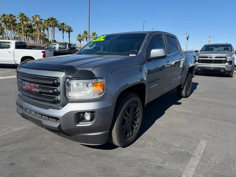 Used 2020 SATIN STEEL METALLIC GMC 2WD SLE image 7