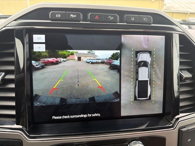 Used 2022 White Ford King Ranch image 38