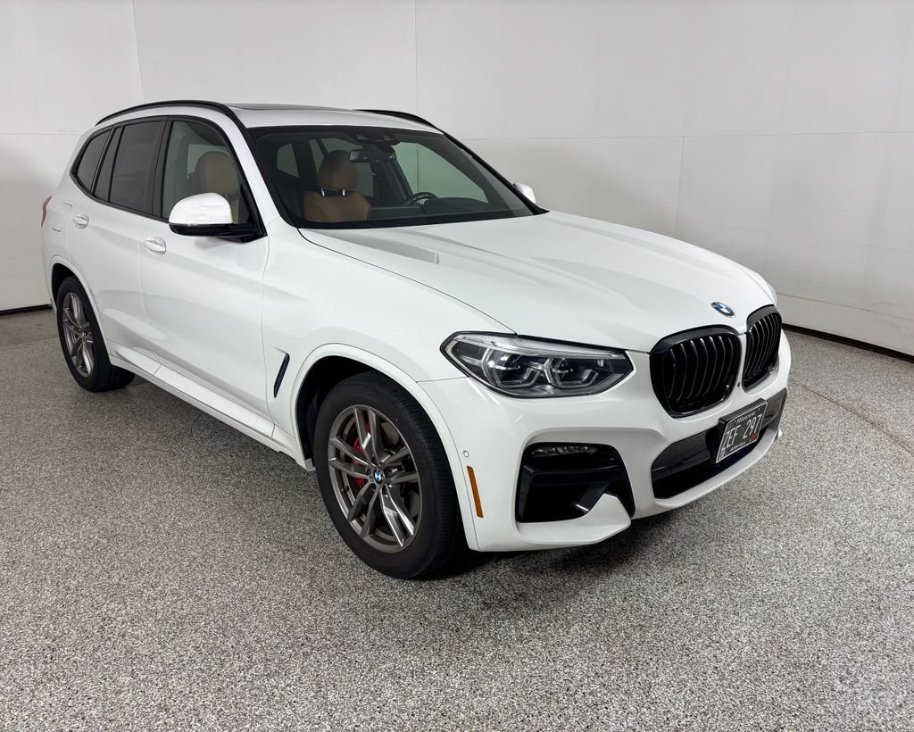 Used 2021 Alpine White BMW M40i image 4