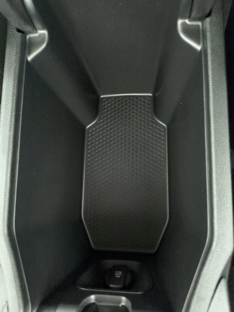 2025 Honda Accord LX - Photo 28