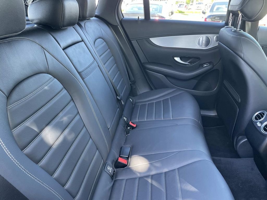Used 2019 Black Mercedes-Benz GLC 350e image 25